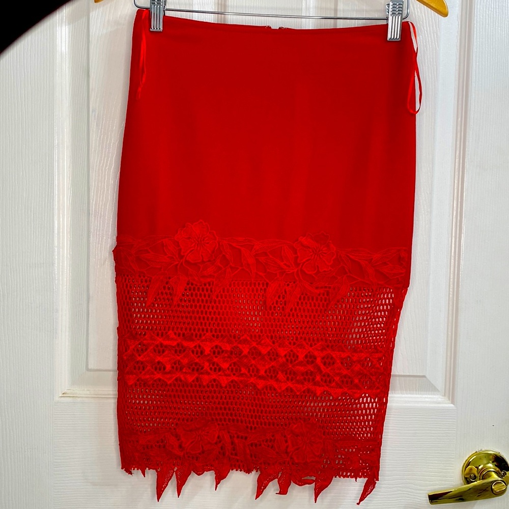 San Joy Skirt set  size small